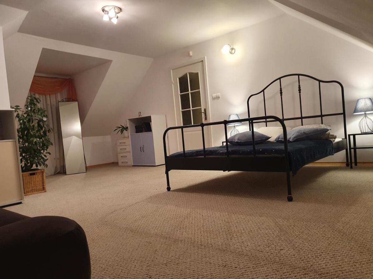 Mieszko Rooms Лєґьоново Екстер'єр фото