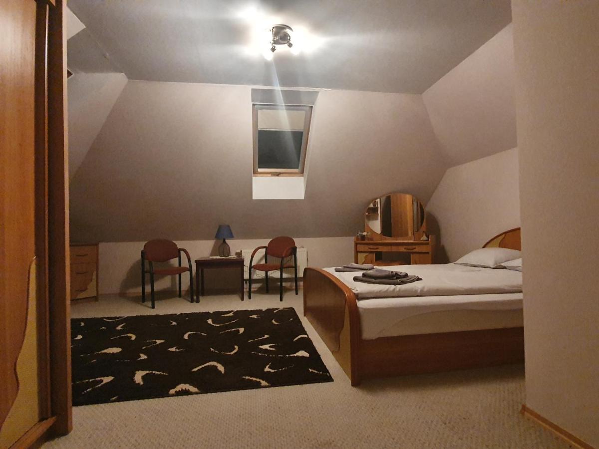 Mieszko Rooms Лєґьоново Екстер'єр фото