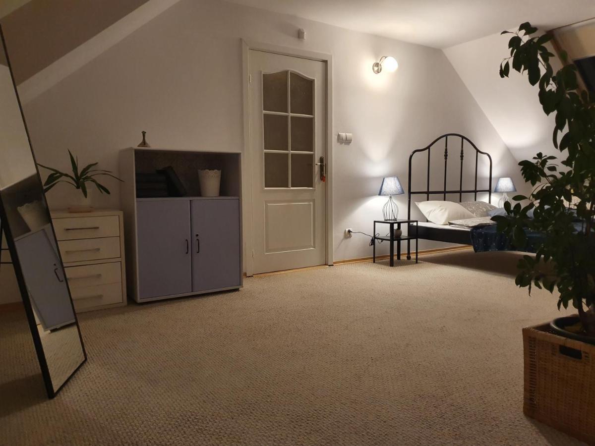 Mieszko Rooms Лєґьоново Екстер'єр фото
